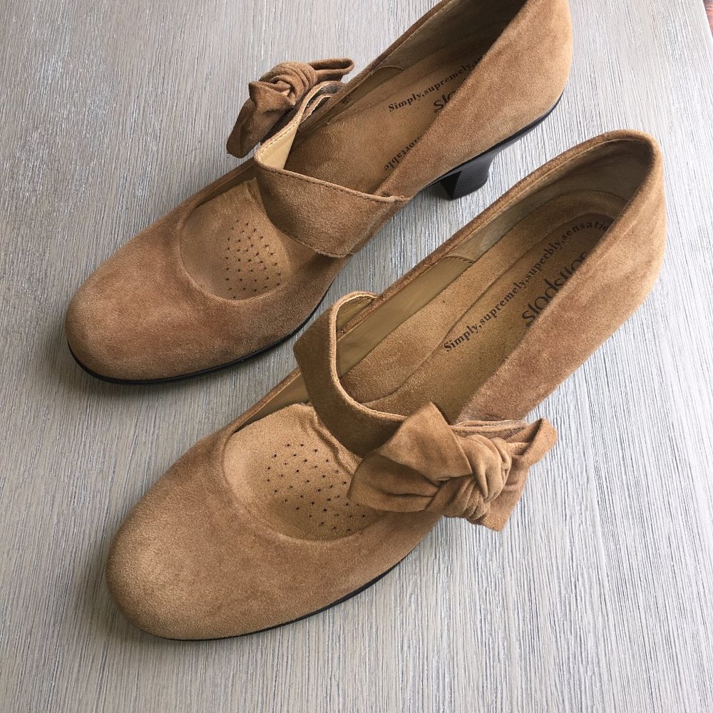 Softspots 'Sofia' Mary Jane Suede Pumps